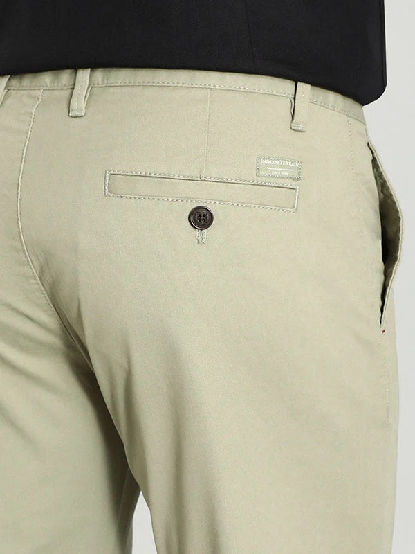 Indian Terrain Men's Slim Fit Solid Green Trousers